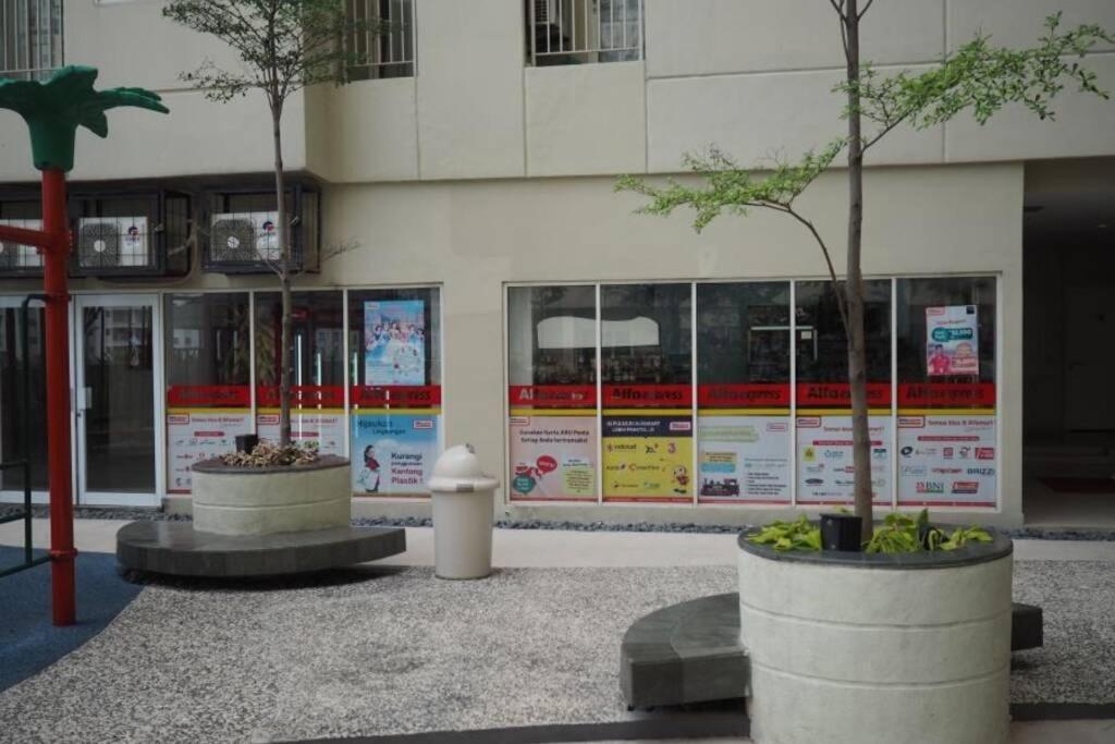 1 Bedroom Apartment Near Central Park Mall Jakarta Exterior foto
